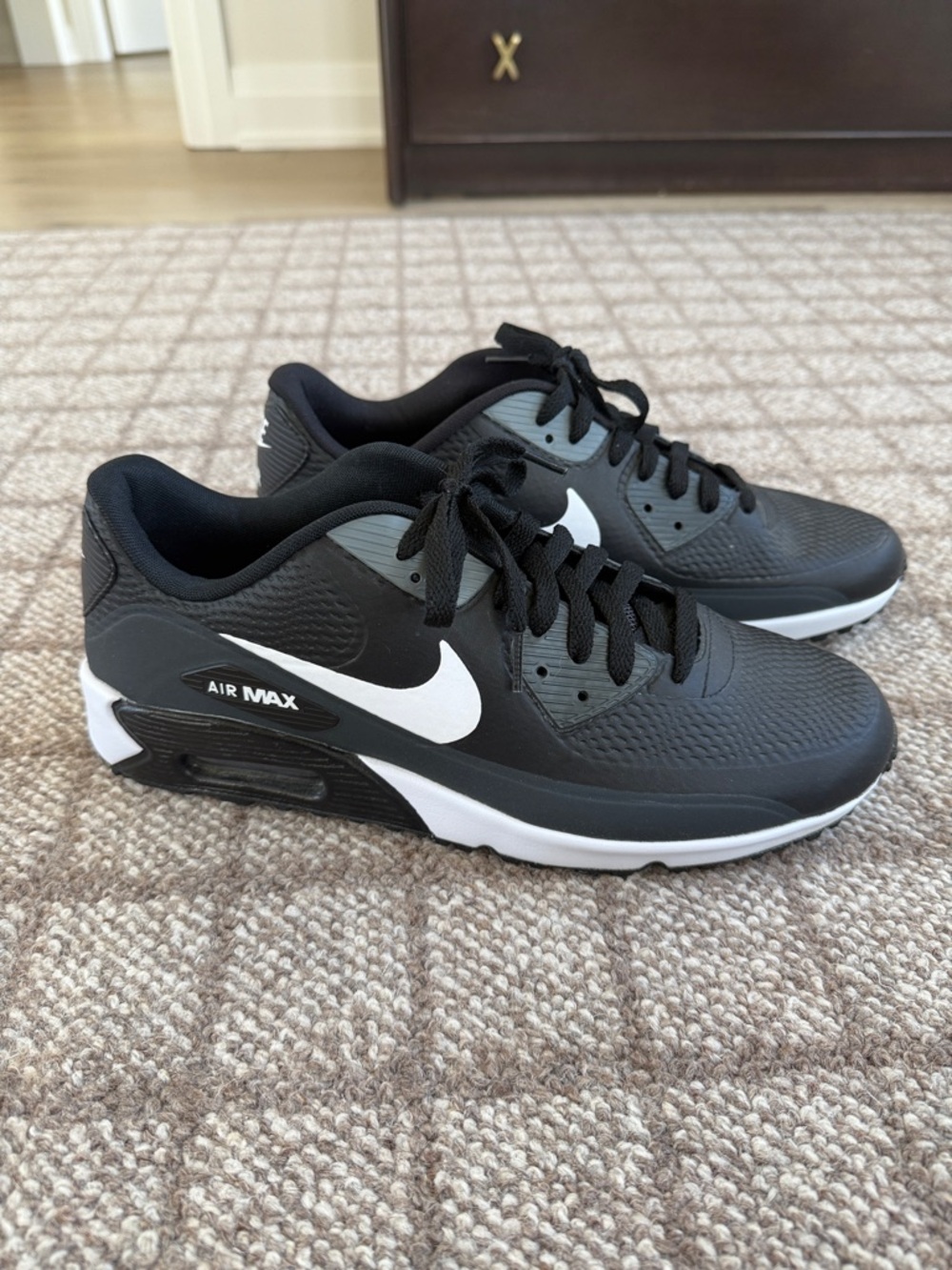 Men’s Nike Air Max 90 Golf Shoes Black & White Size 11
